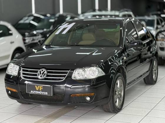 VOLKSWAGEN BORA 2.0 MI 8V FLEX 4P AUTOMÁTICO